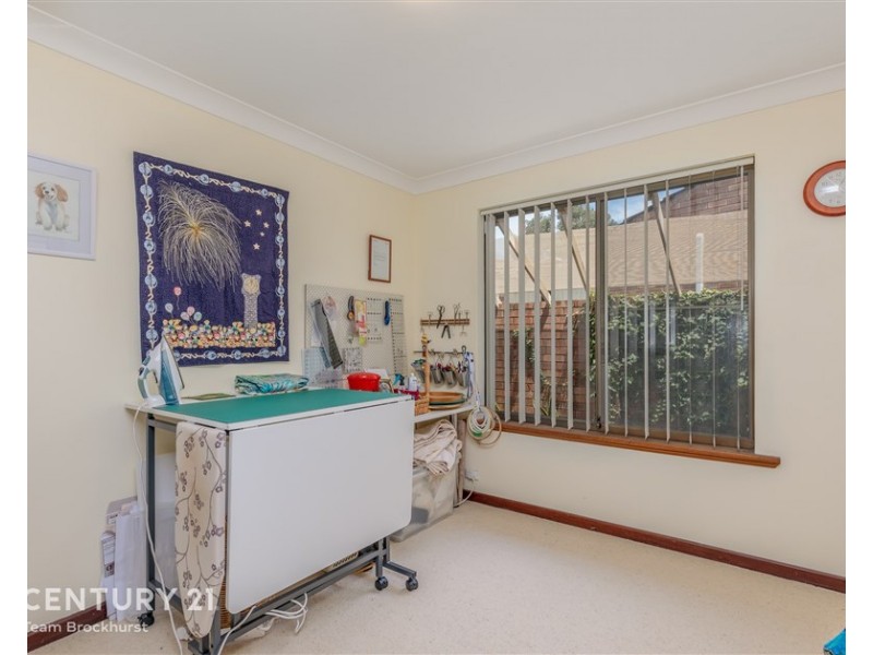 62 Grenadier Drive, Thornlie WA 6108