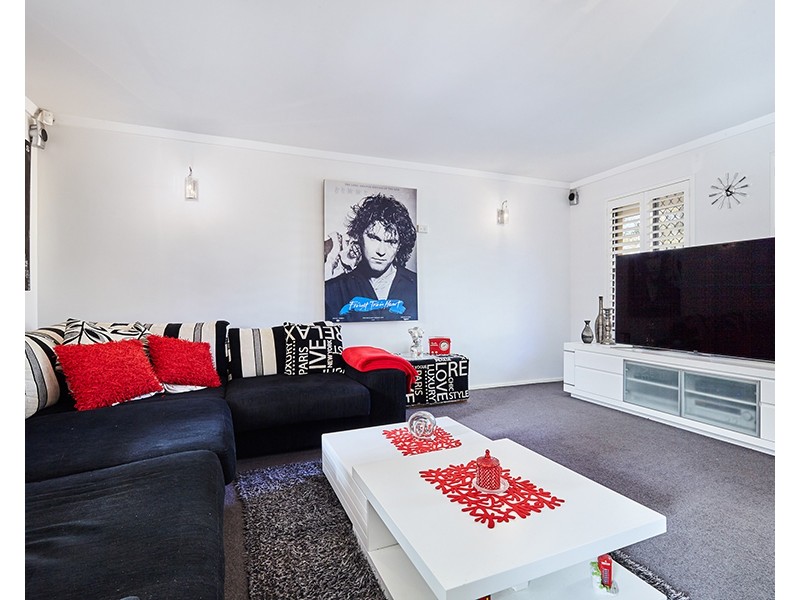 9 Austen Street, Munster WA 6166