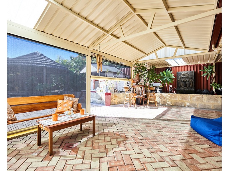 9 Austen Street, Munster WA 6166