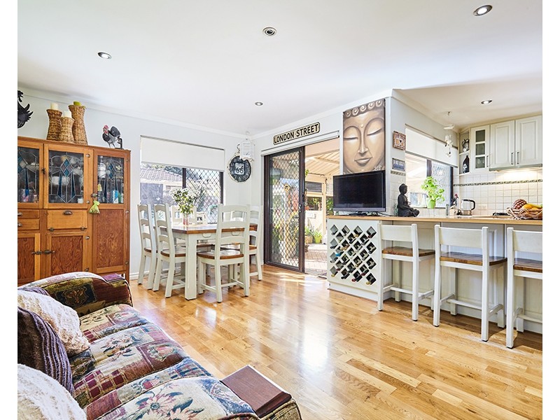 9 Austen Street, Munster WA 6166