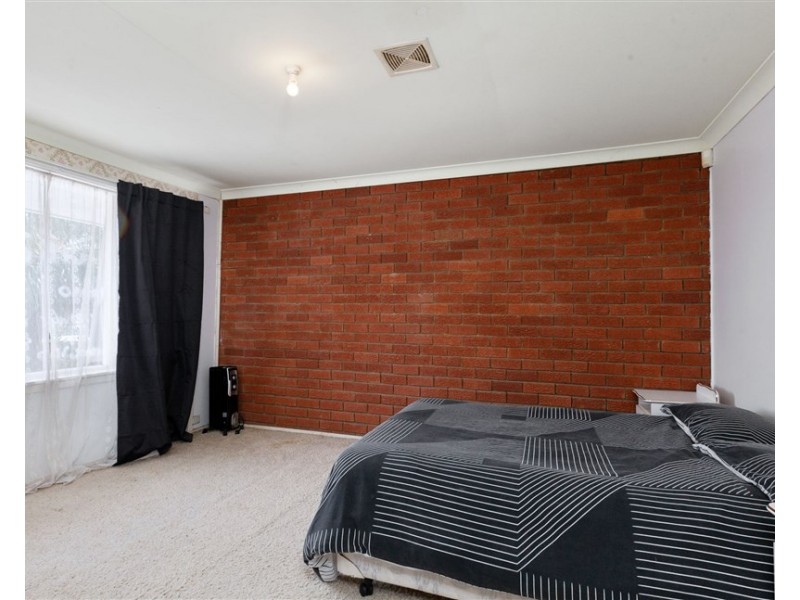 19 Nutley Street, Maddington WA 6109