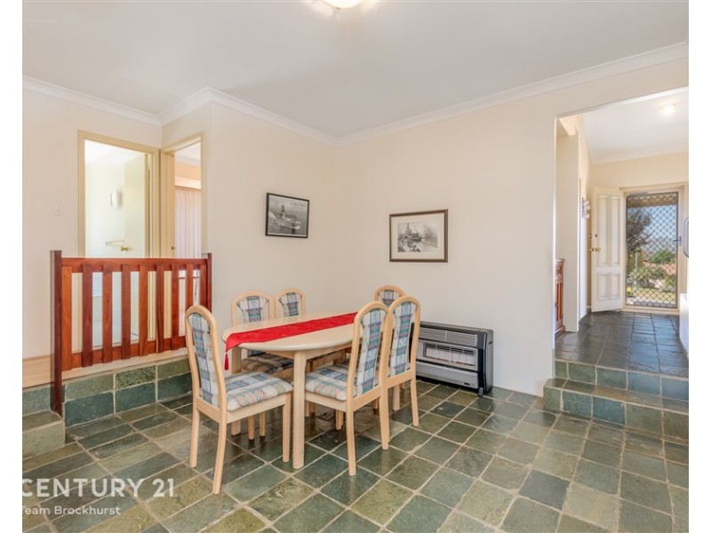 17 Maitland Place, Thornlie WA 6108