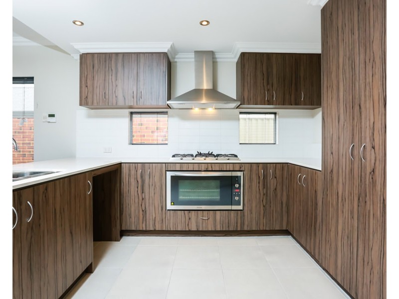 10 Apostles Corner, Wandi WA 6167