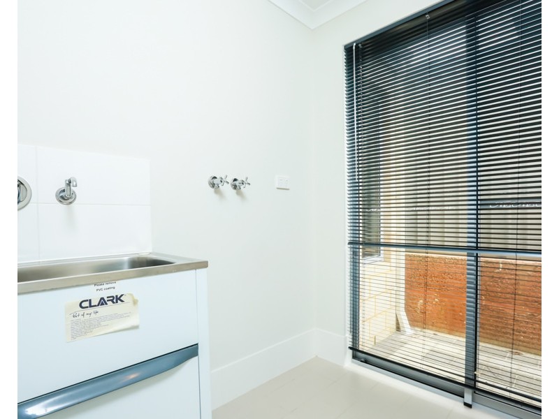 10 Apostles Corner, Wandi WA 6167