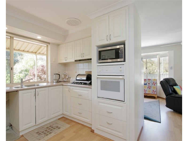 1 Millbrace Glen, Byford WA 6122