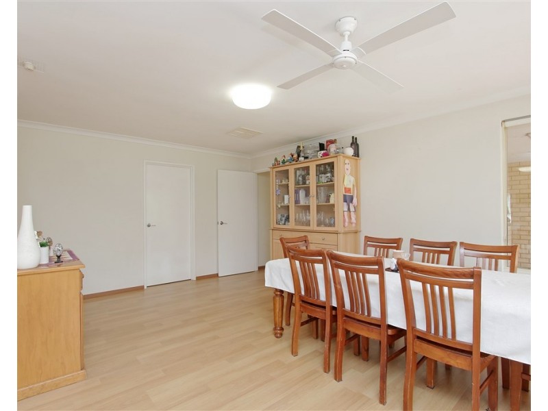 1 Millbrace Glen, Byford WA 6122