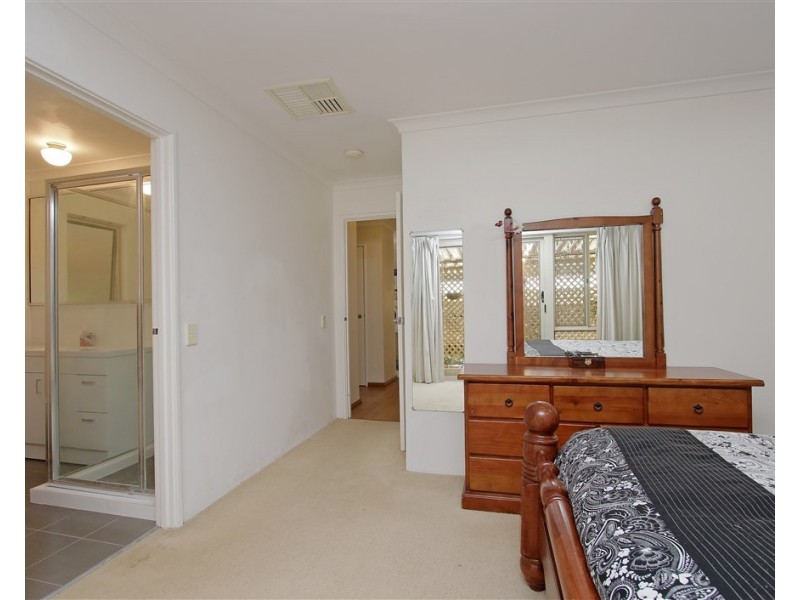 1 Millbrace Glen, Byford WA 6122