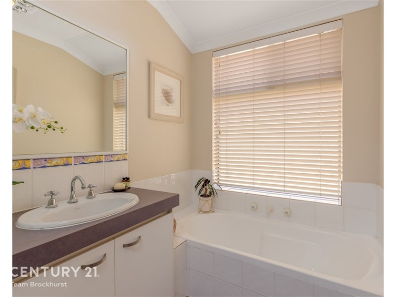 158 Birnam Road, Canning Vale WA 6155