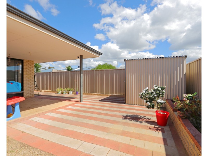 28 Kilkenny Loop, Brookdale WA 6112