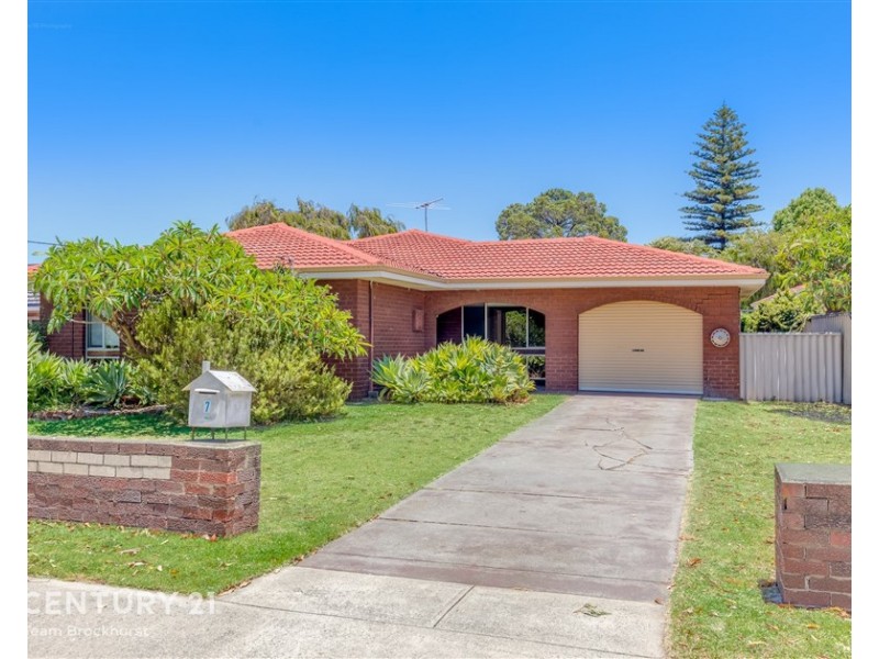 7 Thornlie Avenue, Thornlie WA 6108
