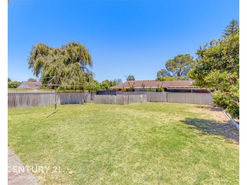 7 Thornlie Avenue, Thornlie WA 6108