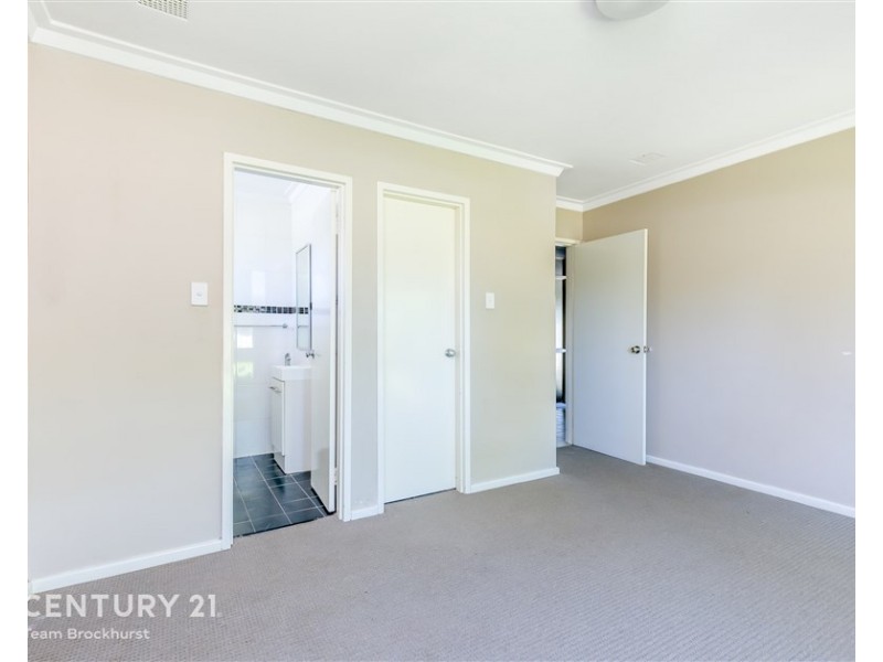 7 Thornlie Avenue, Thornlie WA 6108