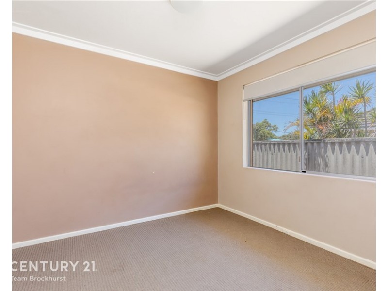 7 Thornlie Avenue, Thornlie WA 6108