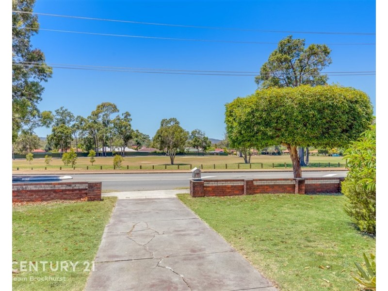 7 Thornlie Avenue, Thornlie WA 6108