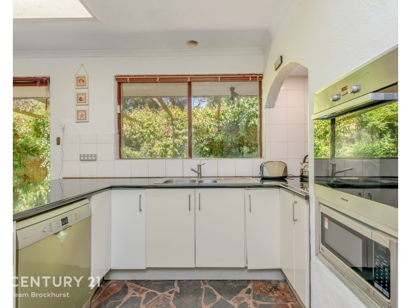 12 Tyers Road, Roleystone WA 6111