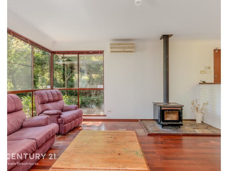 12 Tyers Road, Roleystone WA 6111