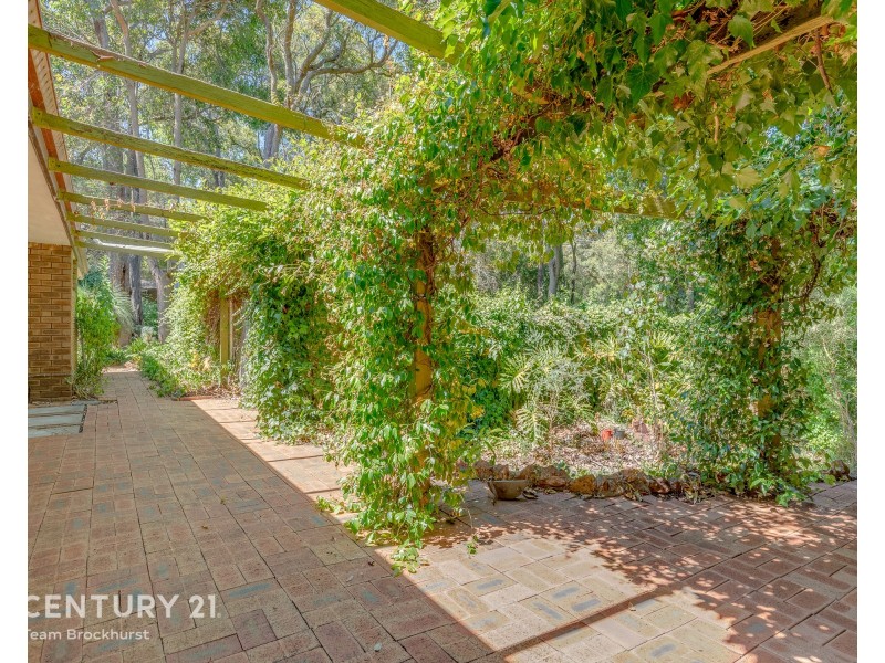 12 Tyers Road, Roleystone WA 6111