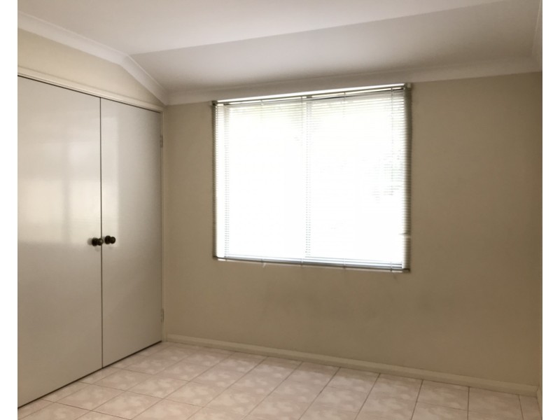 8 Mackay Crescent, Gosnells WA 6110