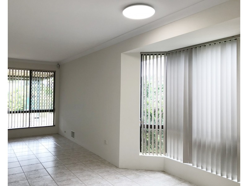 29 Lakesend Road, Thornlie WA 6108