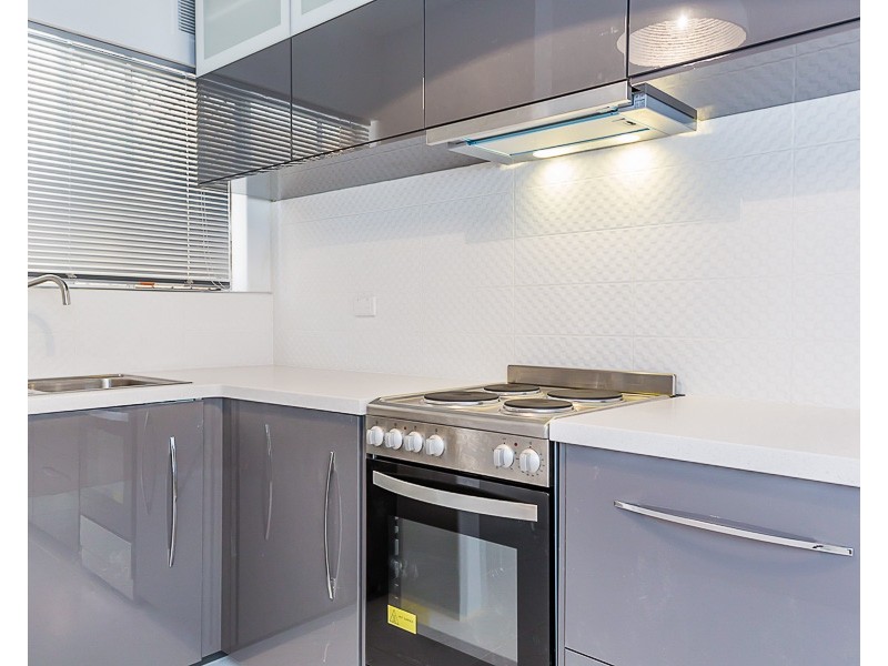 2/45 Probert Street, Thornlie WA 6108