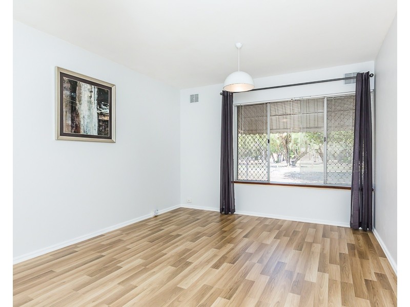 2/45 Probert Street, Thornlie WA 6108