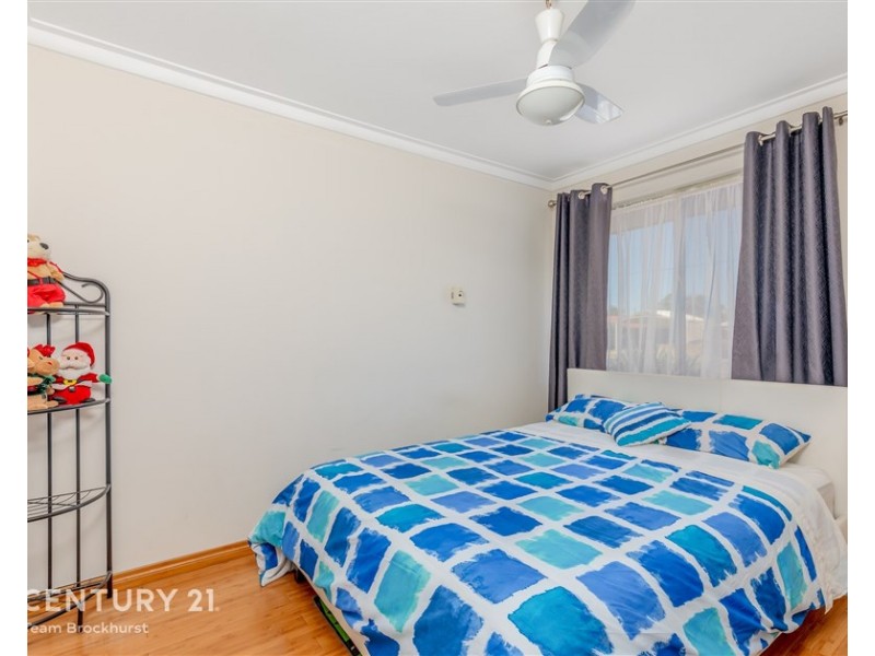52 Lyrebird Way, Thornlie WA 6108