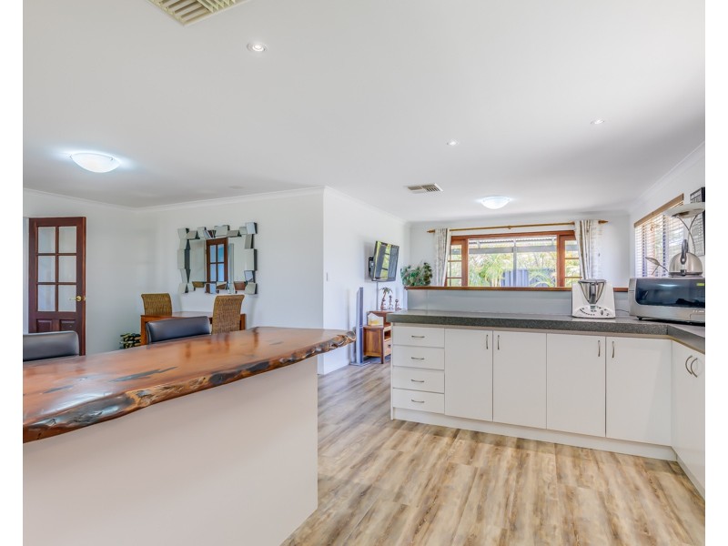 64 Gay Street, Huntingdale WA 6110