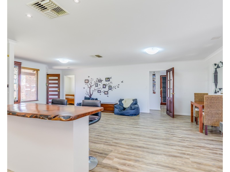 64 Gay Street, Huntingdale WA 6110