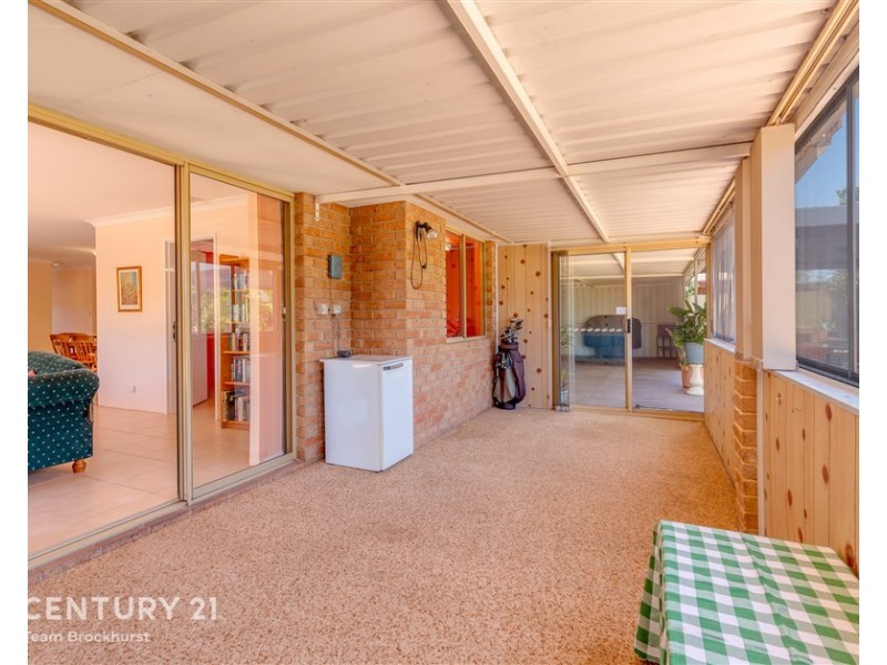 43 Kingsford Way, Huntingdale WA 6110