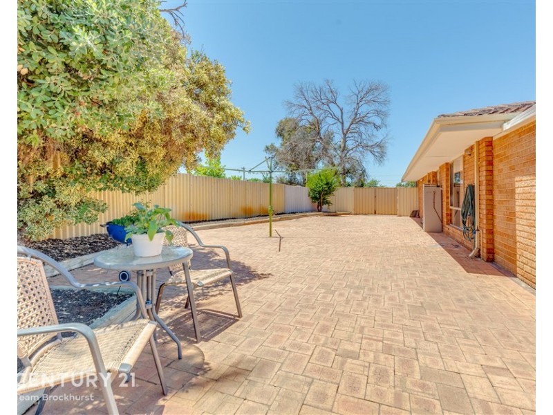 43 Kingsford Way, Huntingdale WA 6110