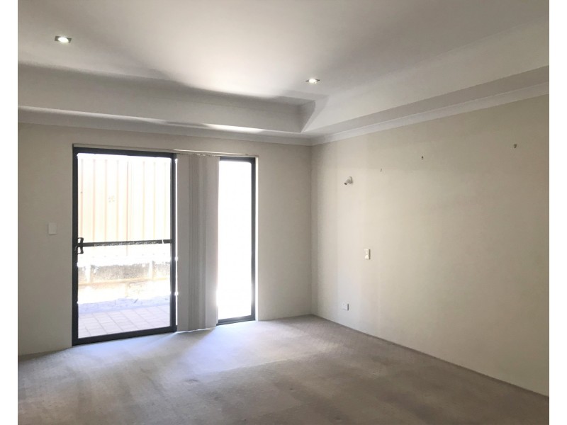 12 Cannich Boulevard, Canning Vale WA 6155