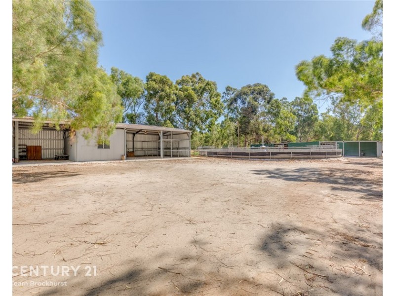 33 Briggs Road, Byford WA 6122
