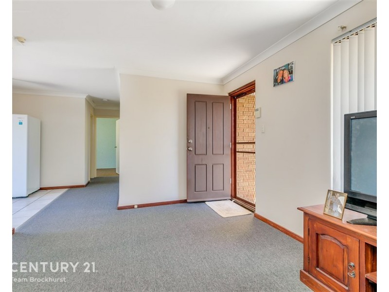 24 Isaacs Court, Huntingdale WA 6110