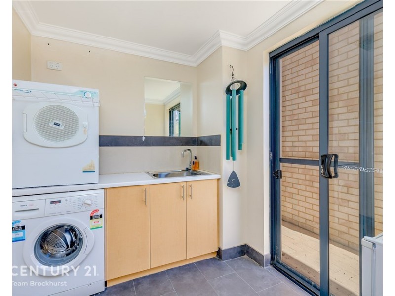 18 Admiralty Road, Canning Vale WA 6155