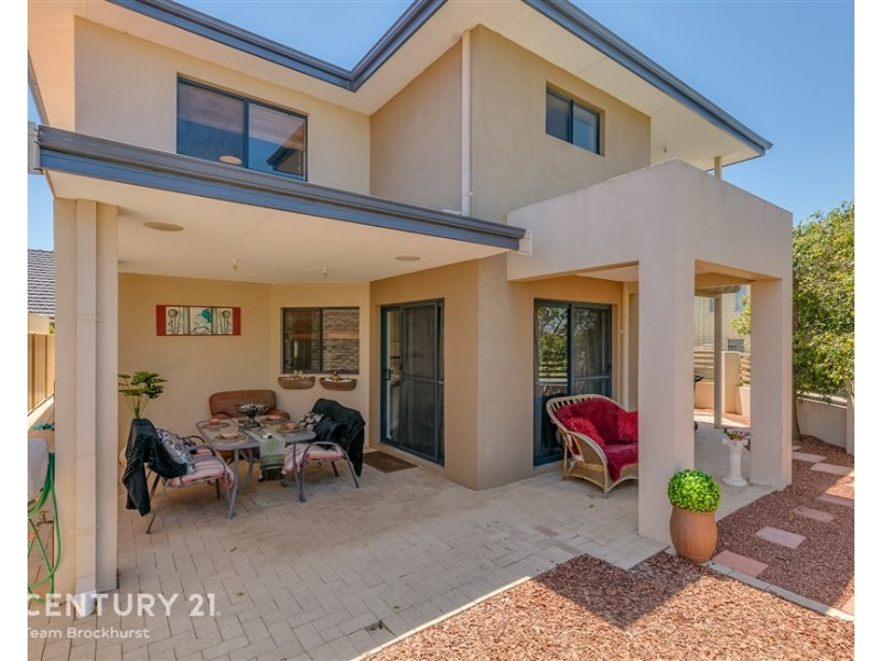 18 Admiralty Road, Canning Vale WA 6155