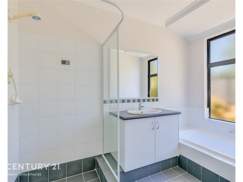 13 Tranquility Place, Maddington WA 6109