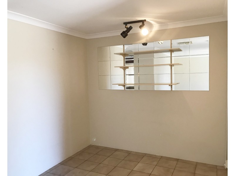 20 Challenger Drive, Thornlie WA 6108