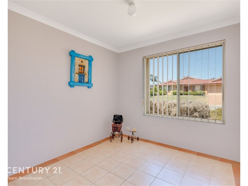 10 Wineberry Loop, South Lake WA 6164