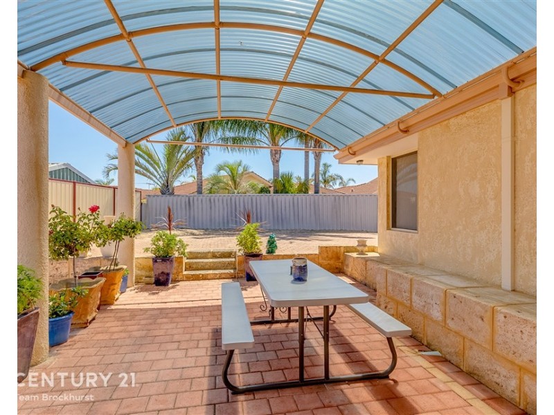 10 Wineberry Loop, South Lake WA 6164