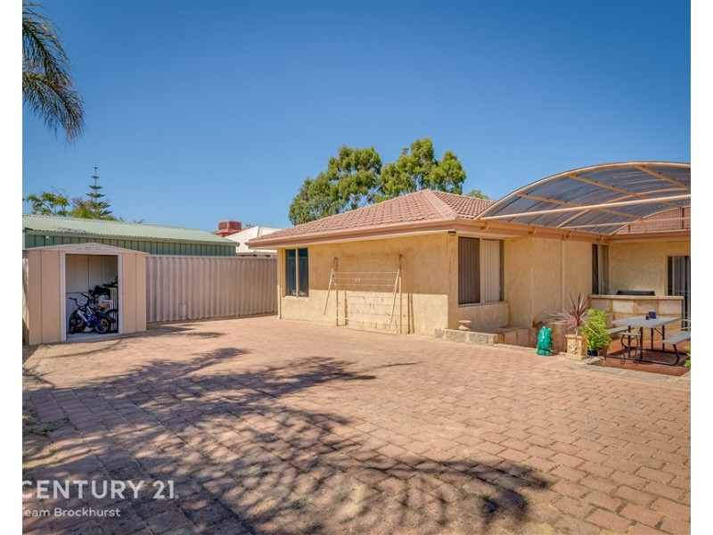 10 Wineberry Loop, South Lake WA 6164