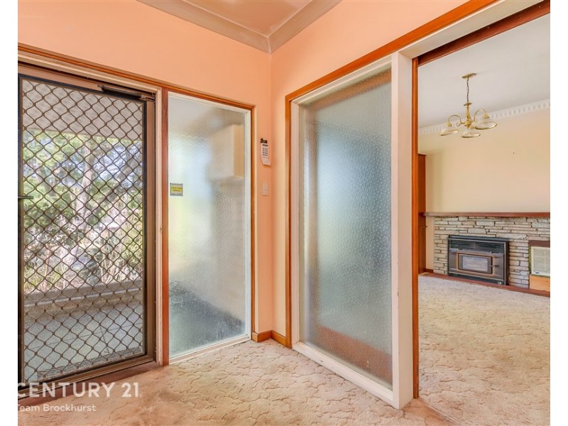 12 Marlow Way, Thornlie WA 6108