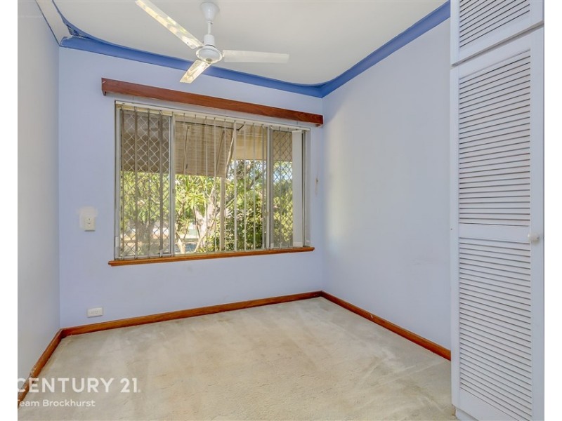 12 Marlow Way, Thornlie WA 6108