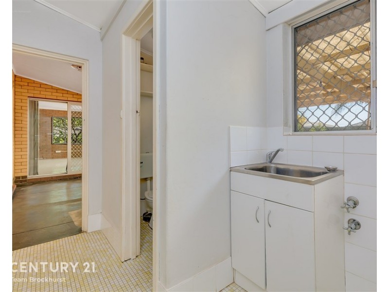 12 Marlow Way, Thornlie WA 6108