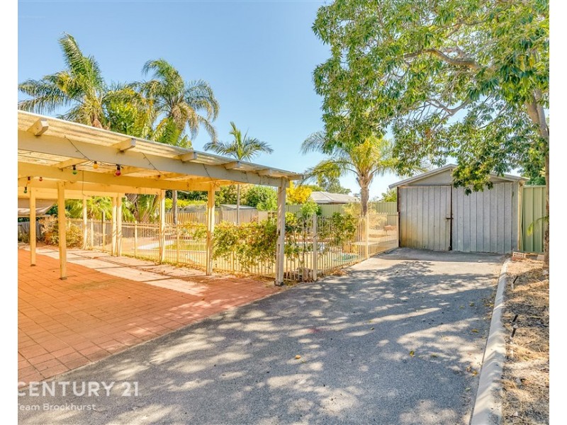 12 Marlow Way, Thornlie WA 6108