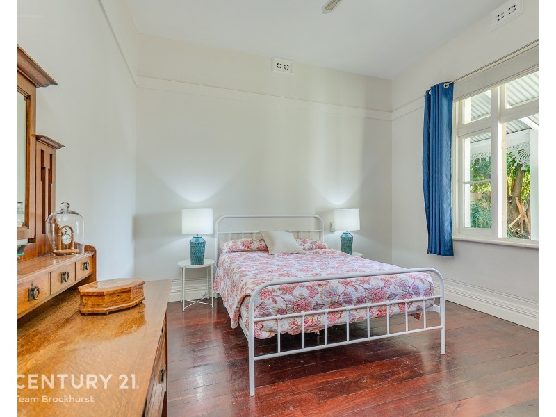 303A Canning Highway, Palmyra WA 6157