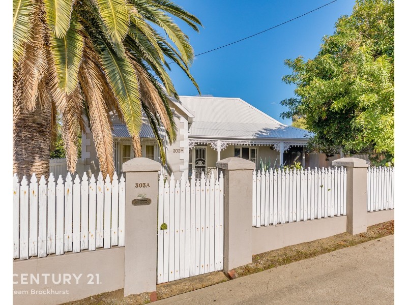 303A Canning Highway, Palmyra WA 6157