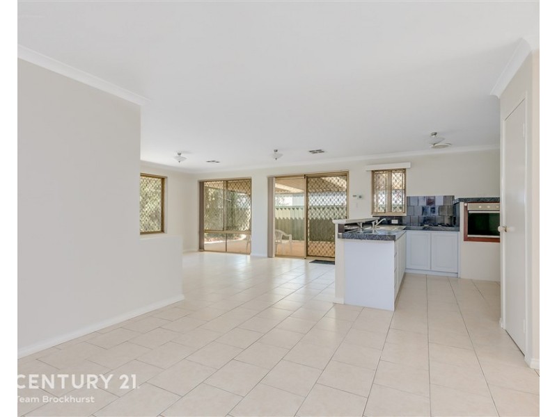 8 Manup Court, Kenwick WA 6107