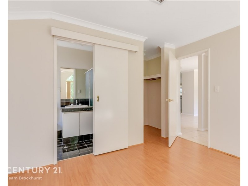 8 Manup Court, Kenwick WA 6107