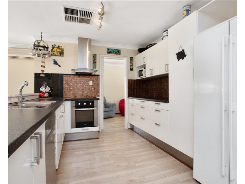 203 Keirnan Street, Whitby WA 6123