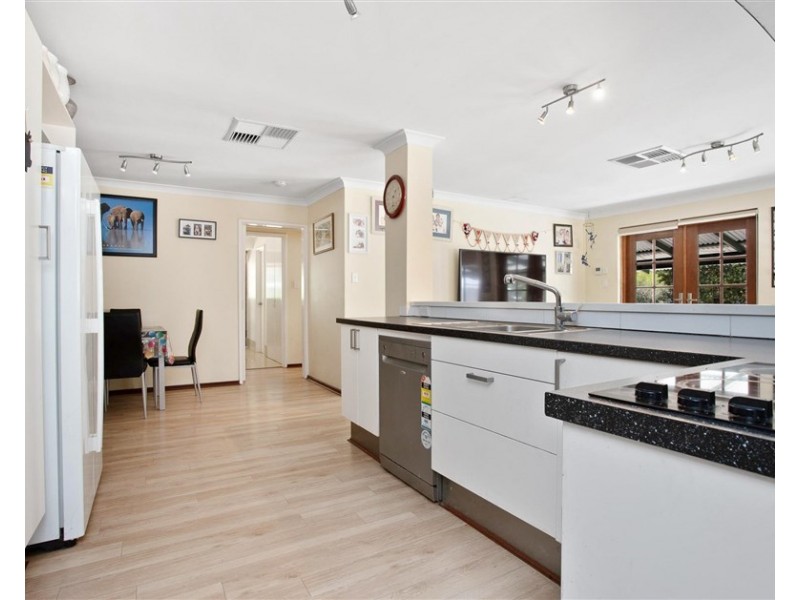 203 Keirnan Street, Whitby WA 6123